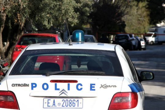 Παραδόθηκαν οι δράστες της ανθρωποκτονίας στους Αγίους Θεοδώρους