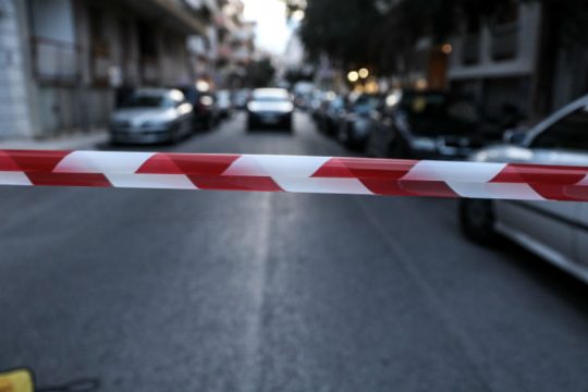 Δίωξη για ανθρωποκτονία στον 21χρονο που ομολόγησε πως σκότωσε τον νονό του