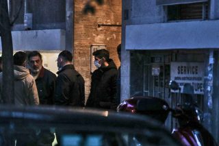 Eγκλημα – μυστήριο στα Πετράλωνα