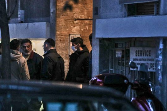 Eγκλημα – μυστήριο στα Πετράλωνα