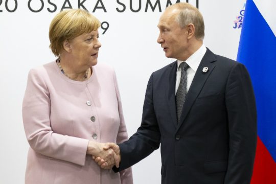 Πούτιν και Μέρκελ προωθούν τον Nord Stream 2, παρά τις αντιρρήσεις των ΗΠΑ