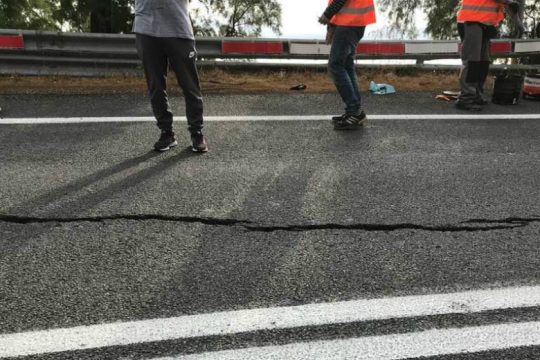 Ψάχνουν λύση για τις ρωγμές στον ΒΟΑΚ