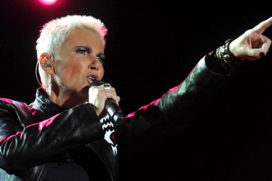Πέθανε σε ηλικία 61 ετών η τραγουδίστρια των Roxette