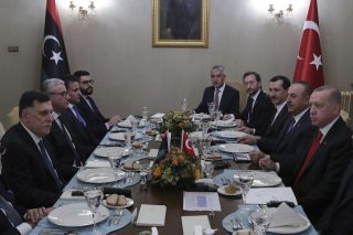 H Λιβύη βάζει τον λύκο στο μαντρί