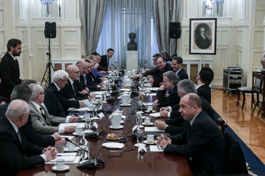 Ο κίνδυνος από εθνικιστές και πολεμοκάπηλους