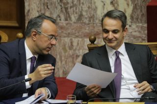 Να σε κάψω Γιάννη, να σ’ αλείψω λάδι…