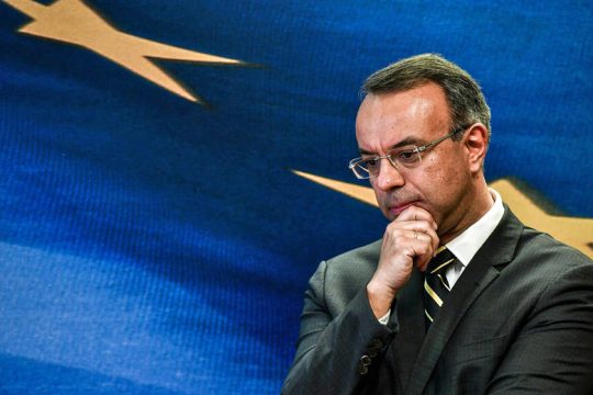 Μποναμάς 700 ευρώ σε 250.000 νοικοκυριά