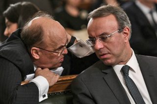 Αναζητείται «γέφυρα» μεταφοράς πλεονασμάτων