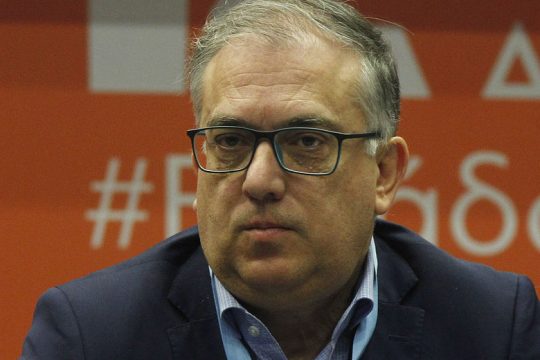Προσλήψεις σε δημόσιο και ΟΤΑ προανήγγειλε ο υπουργός Εσωτερικών