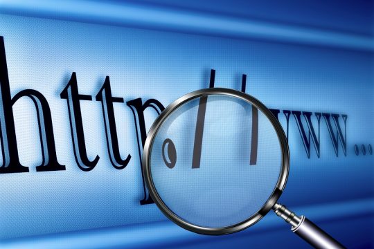Ενα συμβόλαιο για το Web
