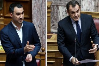 Πυρ ομαδόν για τη γαλάζια λογοκρισία