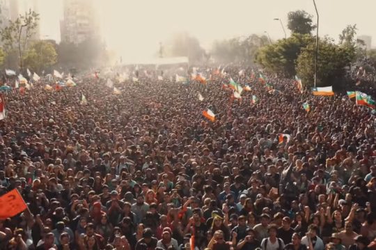 «Ο λαός ενωμένος δεν θα νικηθεί ποτέ» [ Βίντεο ]