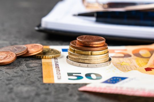 Από 500 έως 1.000 ευρώ το κοινωνικό μέρισμα