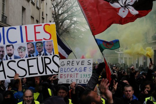 «Νεκρές» για τρίτη μέρα μεταφορές – μετακινήσεις στη Γαλλία