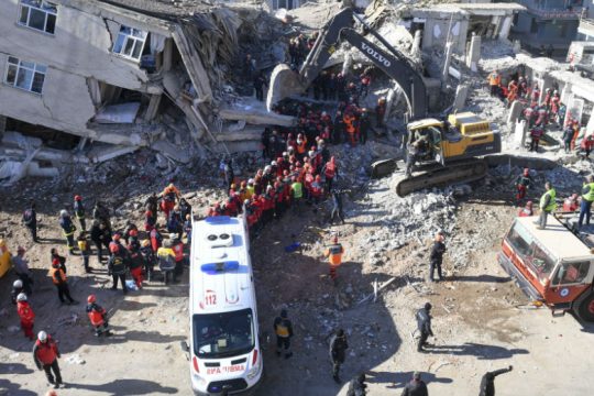 Τουρκία: Τραγικός ο επίλογος των ερευνών στα συντρίμμια