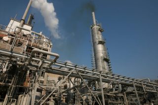 Ωμοί εκβιασμοί εις βάρος των εργαζομένων στα λιπάσματα Καβάλας