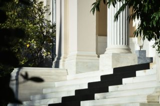 Ραντεβού με τους αρχηγούς για εθνικά και εκλογικό νόμο