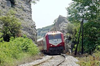 Στην ΤΡΑΙΝΟΣΕ επέστρεψε η συντήρηση των επισκευαστικών βάσεων