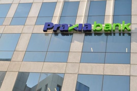 Δύο «λευκοί» ιππότες για την Praxia