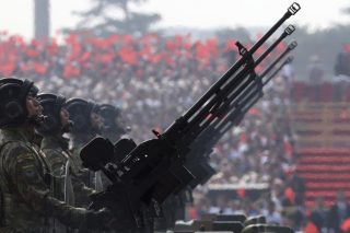 Δεύτερη και στα όπλα η Κίνα