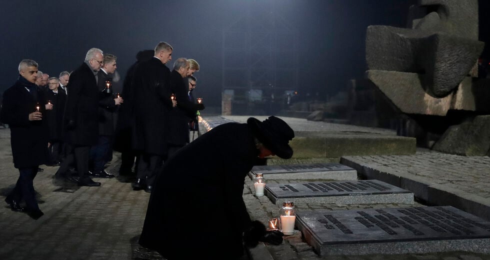 Η σκύλα είναι πάλι γκαστρωμένη
