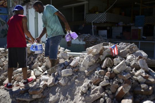 Χιλιάδες άστεγοι μετά το χειρότερο σεισμό του αιώνα στο Πουέρτο Ρίκο