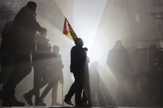 Τα συνδικάτα στα χαρακώματα