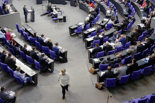 «Μεγάλος συνασπισμός»… μικροψυχίας