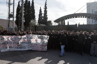 Οι ιδιωτικοί εκπαιδευτικοί άφησαν «μετεξεταστέα» την Κεραμέως