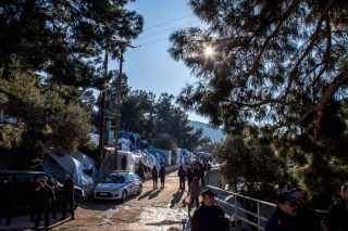 Νέα «χαστούκια» σε Μηταράκη