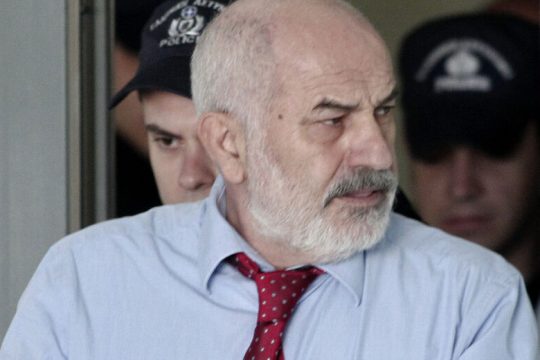 Αποφυλακίστηκαν με όρους Σμπώκος και Μαυρίδης