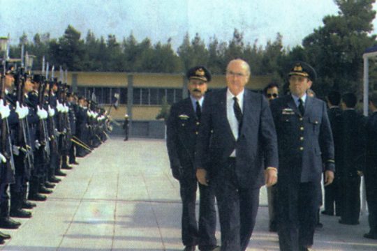 Η πίσω όψη του λιονταριού