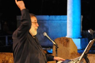 Press cafe: Απευθείας η συναυλία για τον Θάνο Μικρούτσικο