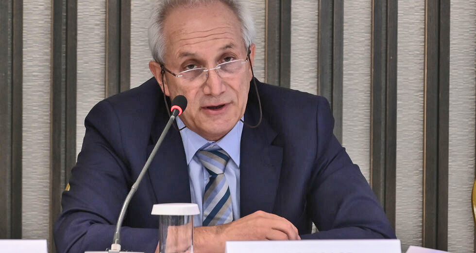 Παραδέχτηκε τις ελλείψεις φαρμάκων και πήρε μέτρα το υπουργείο Υγείας