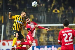 Ελειπε το VAR… χόρευαν τα λάθη!
