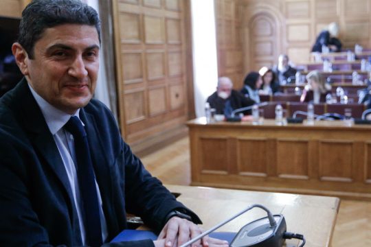 Νόμιμη η σύνθεση της ΕΕΑ, επιμένει ο Λευτέρης Αυγενάκης