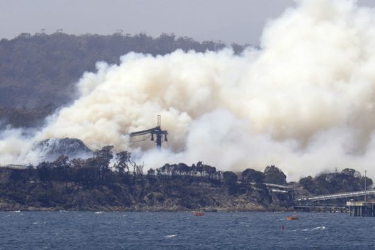 Κρίσιμη αύξηση διοξειδίου του άνθρακα στην ατμόσφαιρα λόγω πυρκαγιών στην Αυστραλία