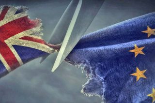 Σε κίνδυνο οι ελληνικές εξαγωγές λόγω Brexit