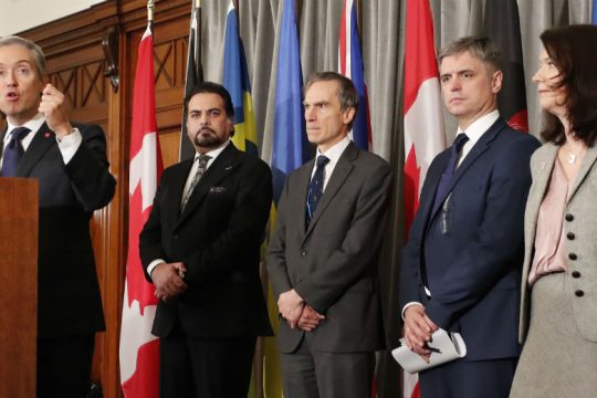 Πέντε χώρες καλούν το Ιράν να αποζημιώσει τις οικογένειες των θυμάτων