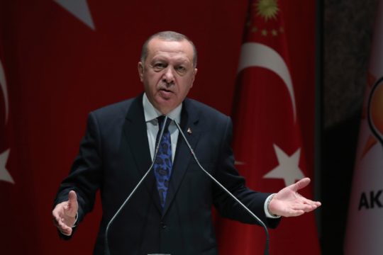 «Ναι» από την τουρκική βουλή για αποστολή στρατού στη Λιβύη