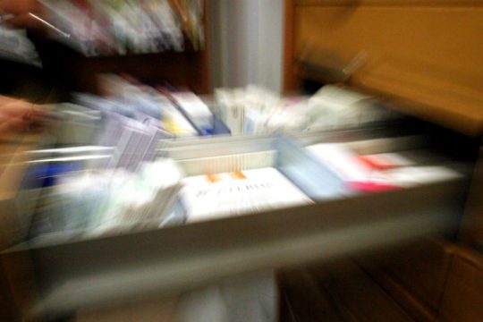 Τελικά ελλείψεις στα φάρμακα υπήρχαν, εξ ου και η απαγόρευση εξαγωγών