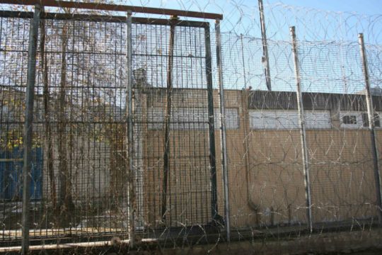 Καρατόμησαν προϊσταμένους των Φυλακών Αυλώνα μετά τη συμπλοκή με 13 τραυματίες