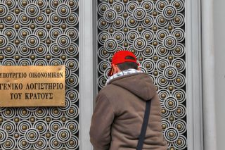 Πλεόνασμα: μια ανάσα από τα 5 δισ. ευρώ