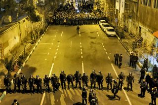 Σπίθα στην πυριτιδαποθήκη