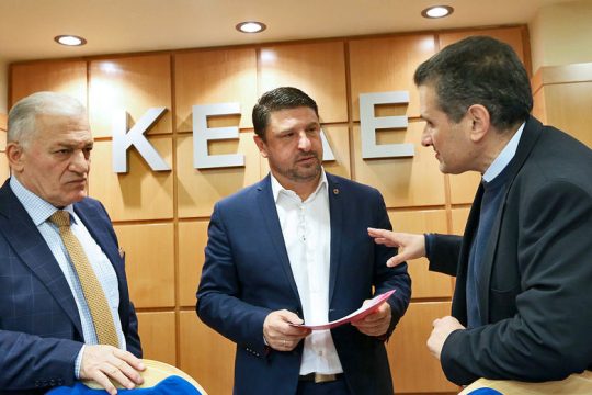 Η απόγνωση για το προσφυγικό «πρωταγωνιστής» στην ΚΕΔΕ