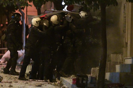 Σόου με απευθείας τηλεοπτική μετάδοση στο Κουκάκι