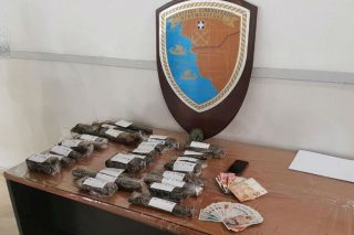 Δέκα κιλά όπιο στα χέρια των λιμενικών στο λιμάνι της Ηγουμενίτσας
