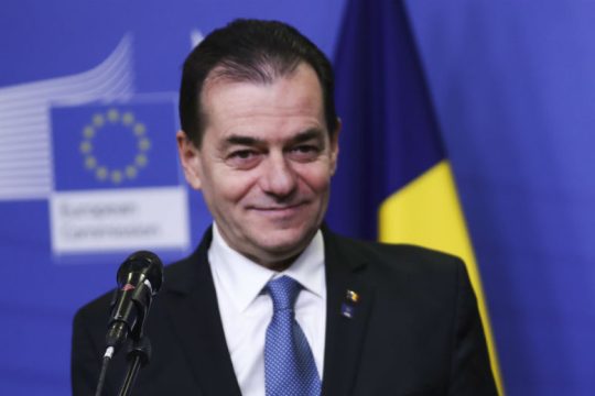 Πρόωρες εκλογές στη Ρουμανία μετά τη συμφωνία προέδρου-πρωθυπουργού