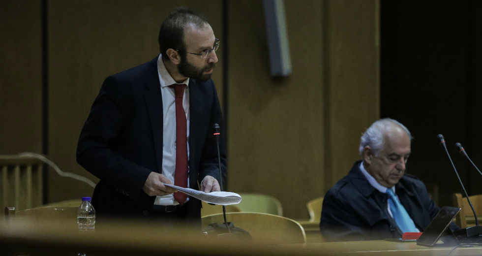 «Δεν πρέπει με την απόφασή σας να μαχαιρώσετε ξανά τον Φύσσα»