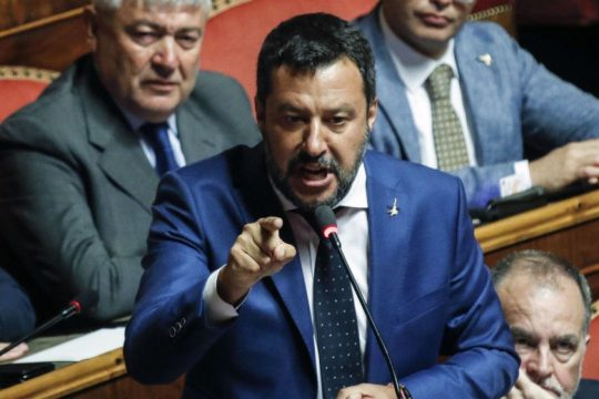 Προς δίκη οδεύει ο Σαλβίνι στην Ιταλία